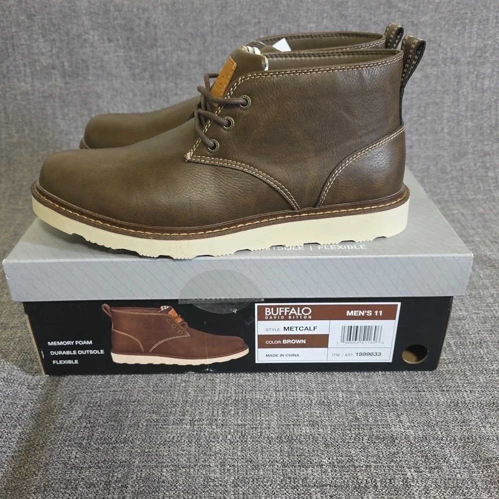 Buffalo David Bitton Metcalf Men's Chukka Boots Brown. US 11. New In Box.